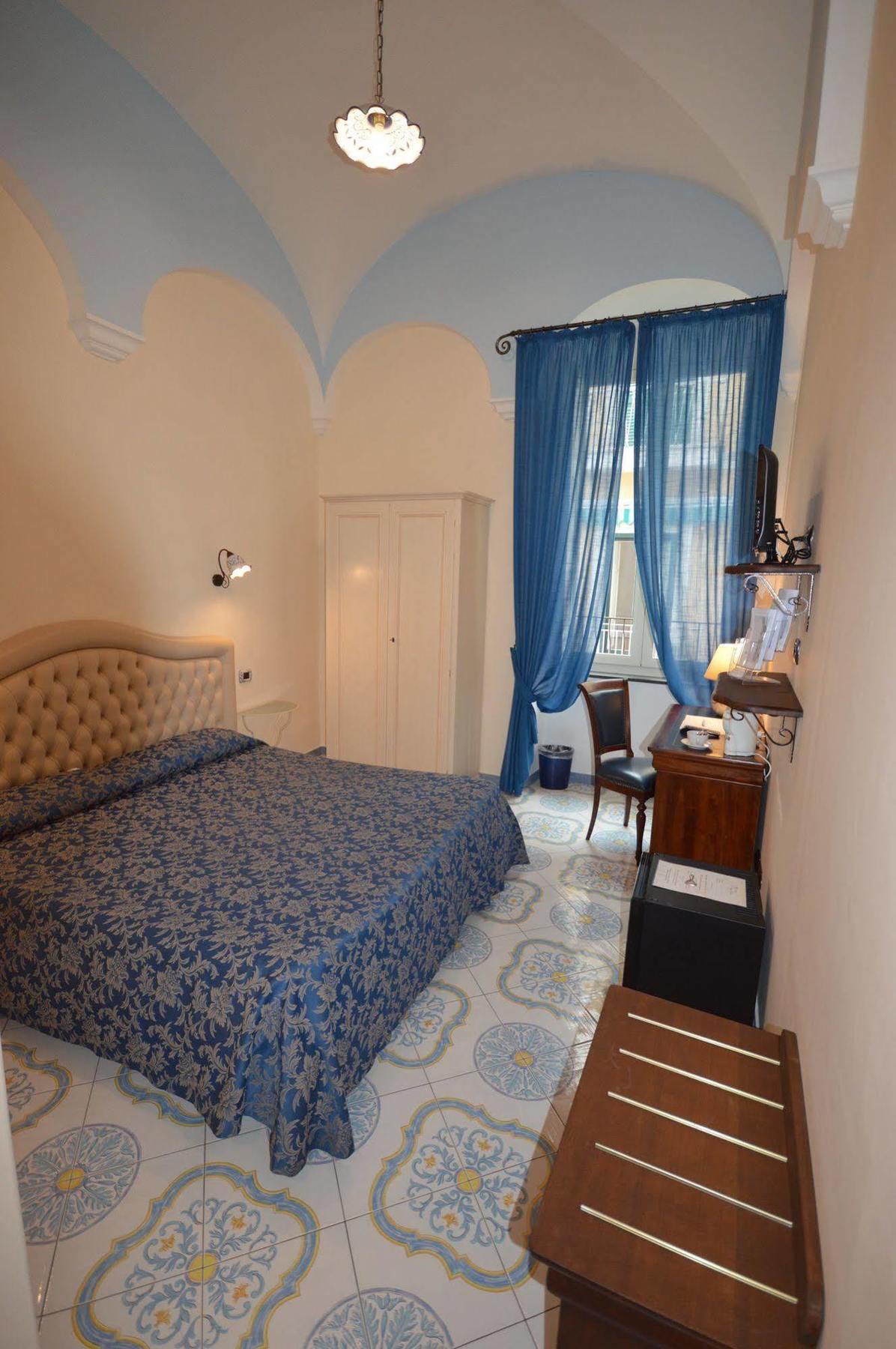B&B Palazzo Pisani Амалфи Екстериор снимка